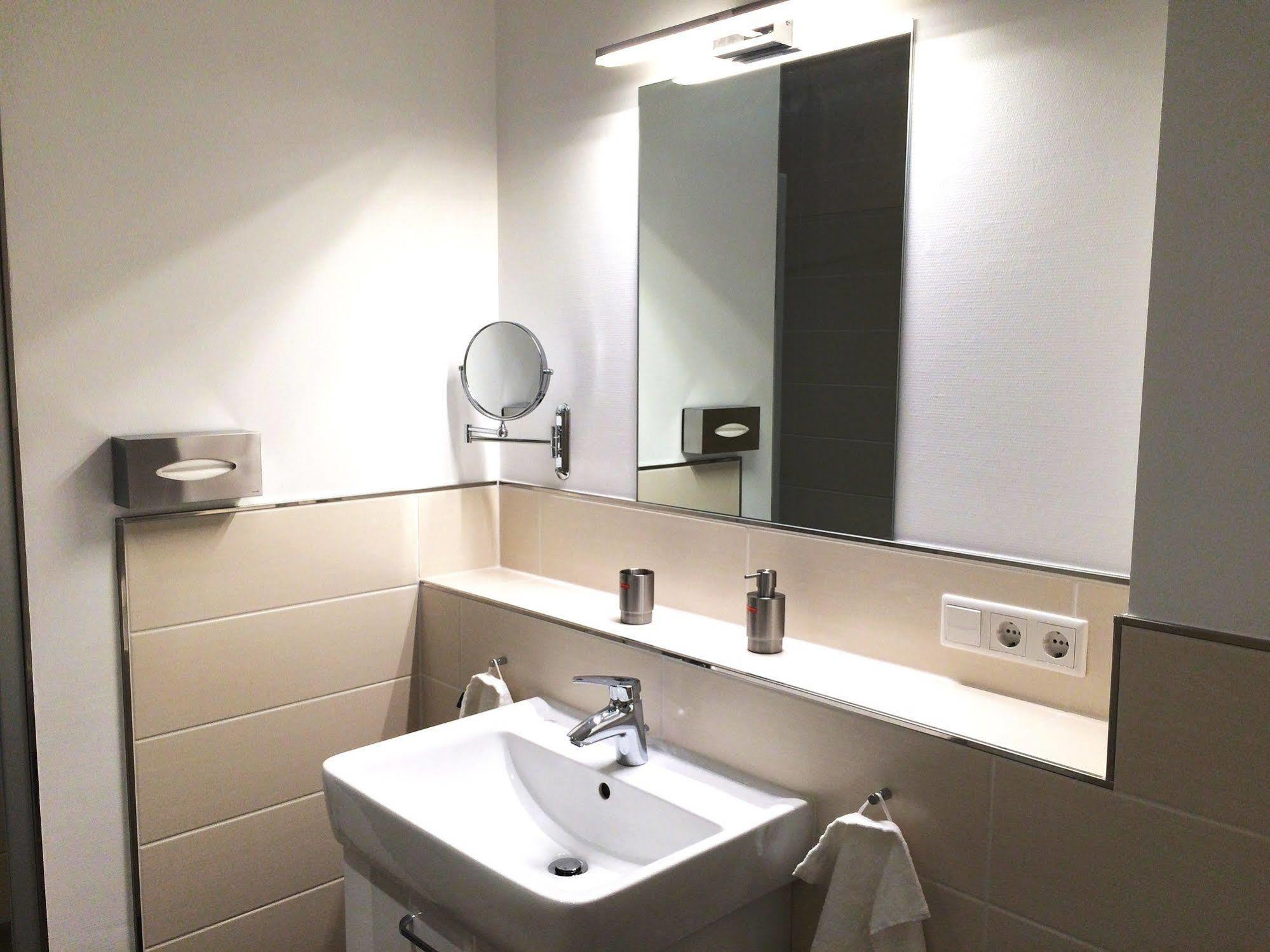 Appartements Am Kurpark Bad Pyrmont Bagian luar foto