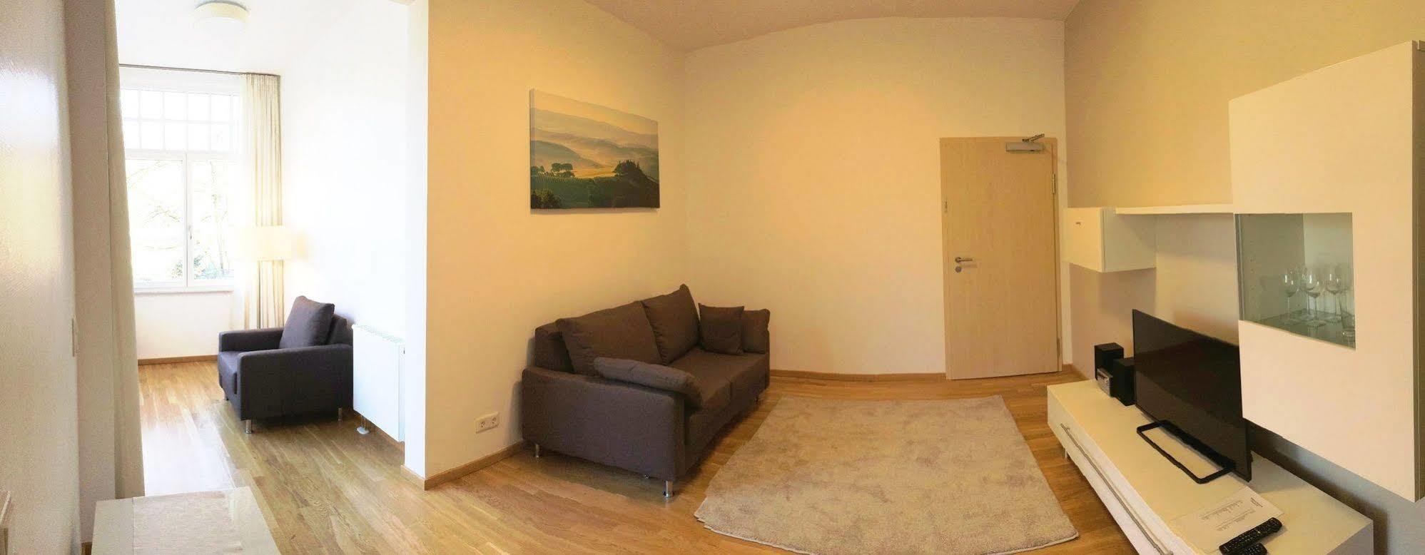 Appartements Am Kurpark Bad Pyrmont Bagian luar foto